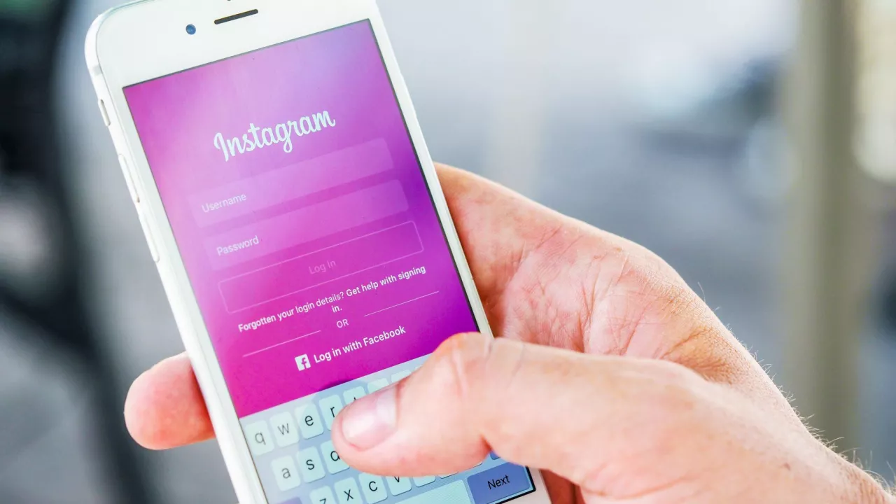 Instagram’da Yorumlarınız Artık Yapay Zeka ile Otomatikleştirilebilir!